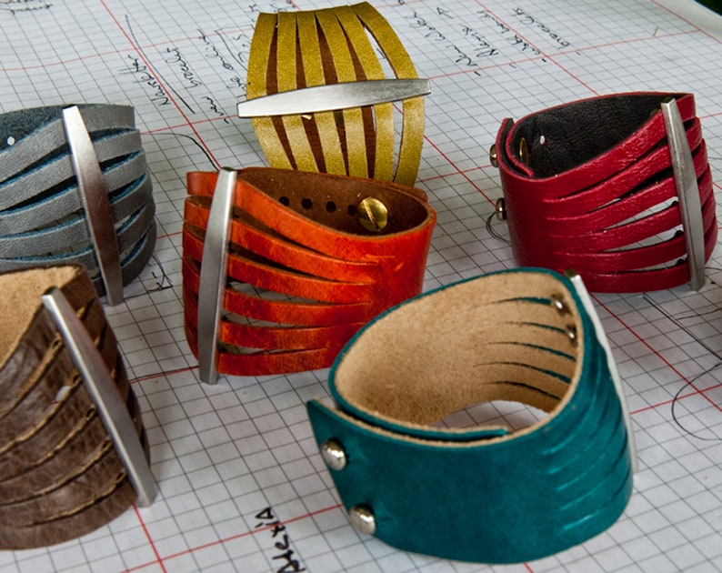 Flare Black Women/'s Leather Cuff Bracelet