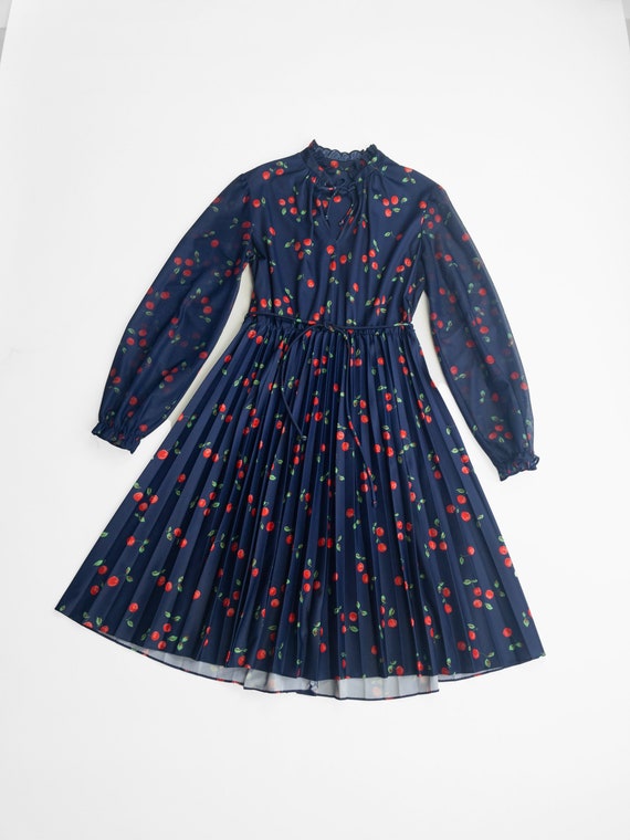 1960s cherry print dress - image 3