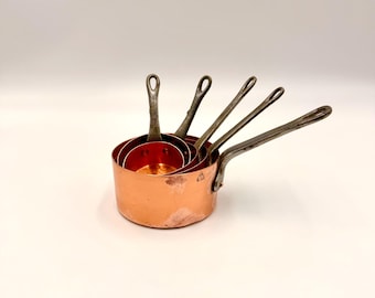 Vintage Villedieu Frankreich Kupfer-Topfset, 5-teilig, gehämmertes Kupfer, abgestuftes französisches Kochgeschirr