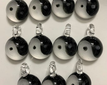 11 Lampwork Yin Yang Glass Pendants 27mm