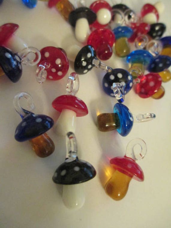 MUSHROOM Pendants 100 Large Glass Mushroom Bead Lot WHOLESALE Focal Mixed Colors