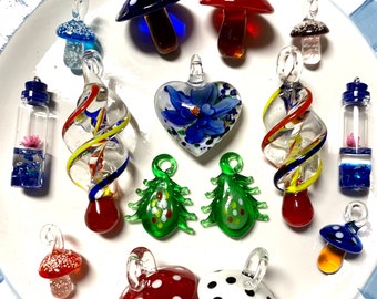 15 GRADE B - Assorted Pendants - Glass