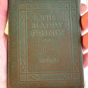 THE HAPPY PRINCE and other tales by Oscar Wilde - Miniature Book Little Leather Library 1920s Antique