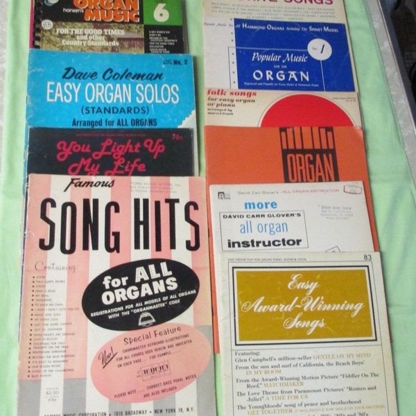 13 books Vintage 1950s - 80s Sheet Music and Instructions for All Organs - for Musician or Upcyling Paper in Altered Art, Collage