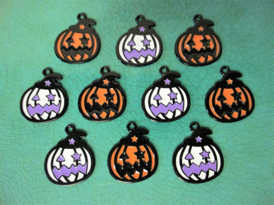 10 Halloween Pumpkin Pendants - Enamel and Metal Jack O Lanterns Charms ...