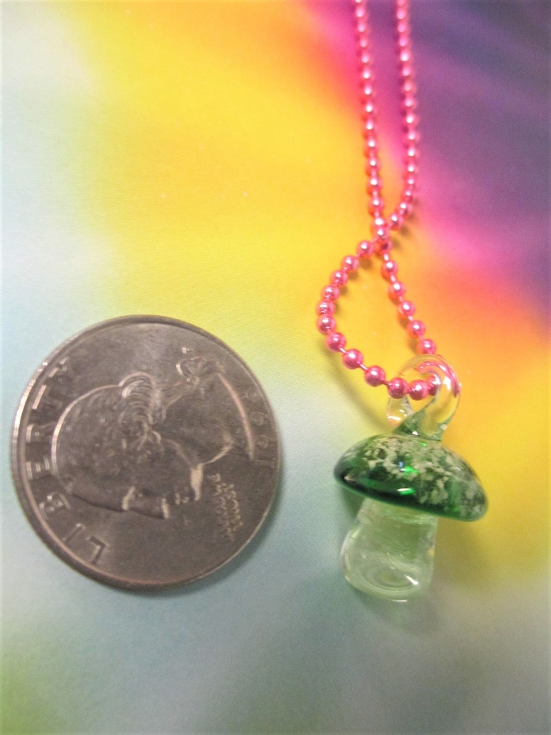 Green Mushroom Glass Glow in the Dark Lampwork Pendant Choker Necklace Pink Aluminum 17 Inch Ball Chain