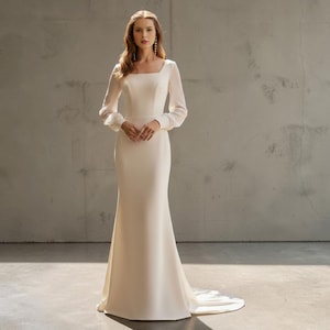 luxury crepe fabric dress with sleeves LUXURY FEATHER-TRIM CREPE MAXI DRESS | CULT MIA