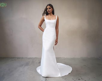 Minimalist Satin Mermaid Brautkleid, quadratischen Ausschnitt, tiefen Rücken, Kapelle Schleppe