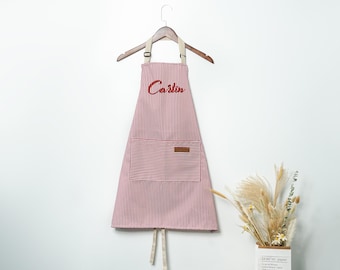 Bestickte Schürze für Erwachsene, personalisierte Backschürze mit Taschen, Schürzenkleid mit Namen für Frauen, verstellbare Geschenkschürze für Küchenchefs
