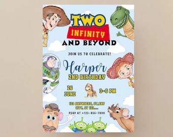 Könnte beinhalten: Eine hellblaue Geburtstagseinladung mit Zeichentrickfiguren und dem Text "TWO INFINITY AND BEYOND". Die Einladung enthält den Namen "Harper", das Datum und die Uhrzeit der Party.