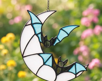 Mondfledermaus-Sonnenfänger aus Buntglas, Gruselige Fledermaus-Fensterdekoration