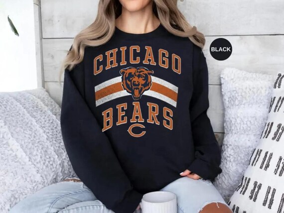 Chicago Bears Retro Sweatshirt, Vintage Football Fan Hoodie, Distressed Sports Graphic Crewneck, Game Day Outfit