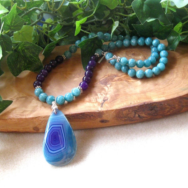 Agate and Jade Gemstone Necklace,  Handmade Necklace, Pendant Necklace, Gemstone Beaded Necklace, Artisan Jewelry, Boho Chic, Bold Statement