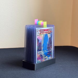 Pokémon Top Lader Aufbewahrung - schmaler Ständer für 10 Karten