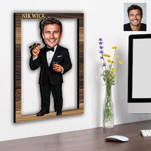 Ritratto caricaturale personalizzato di uomo, gentiluomo, la tua foto, stampa UV su parete in MDF, regalo caricaturale, faccia buffa, regalo per la casa, 007