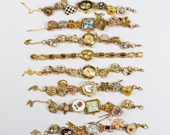 Relógio de pulso vintage dourado, pulseira com relógio floral e pingentes, pulseira com relógio de mostrador exclusivo, presente retrô punk para ela, joia com relógio