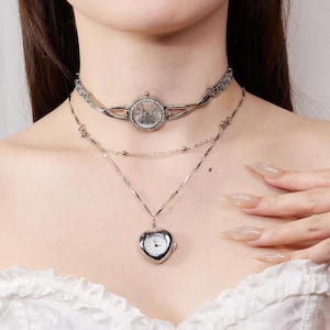 Vintage Silver Watch Choker Necklace with Heart Pendant, Minimalist Steampunk Layered Statement Jewelry, Y2K Heart Timepiece Pendant