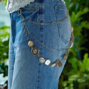 Punk Vintage Watch Pant Chain, Gothic Plant Jewelry with Cameo & Pearl Accents, Statement Belt Chain for Streetwear, Edgy Unisex Fashion