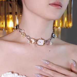 Gothic Spider Watch Choker, Black Punk Necklace, Edgy Y2K Choker, Alt Goth Jewelry with Spikes and Pearls, Dark Aesthetic Statement Piece