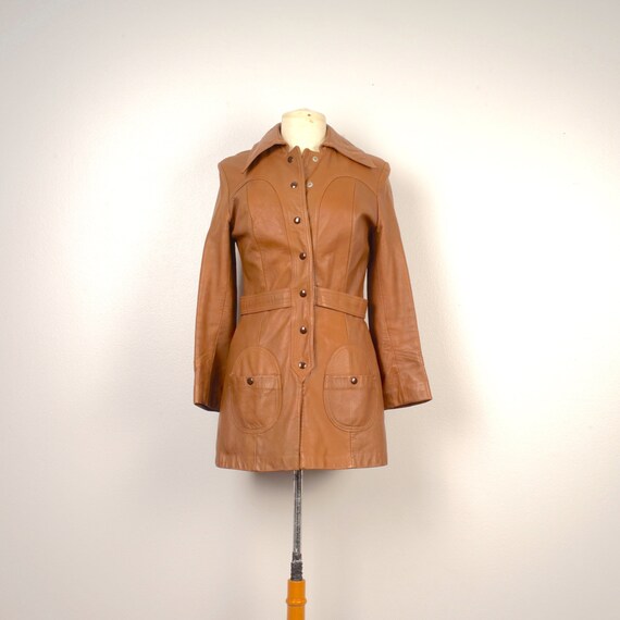 ladies long leather jacket 70s vintage light brown