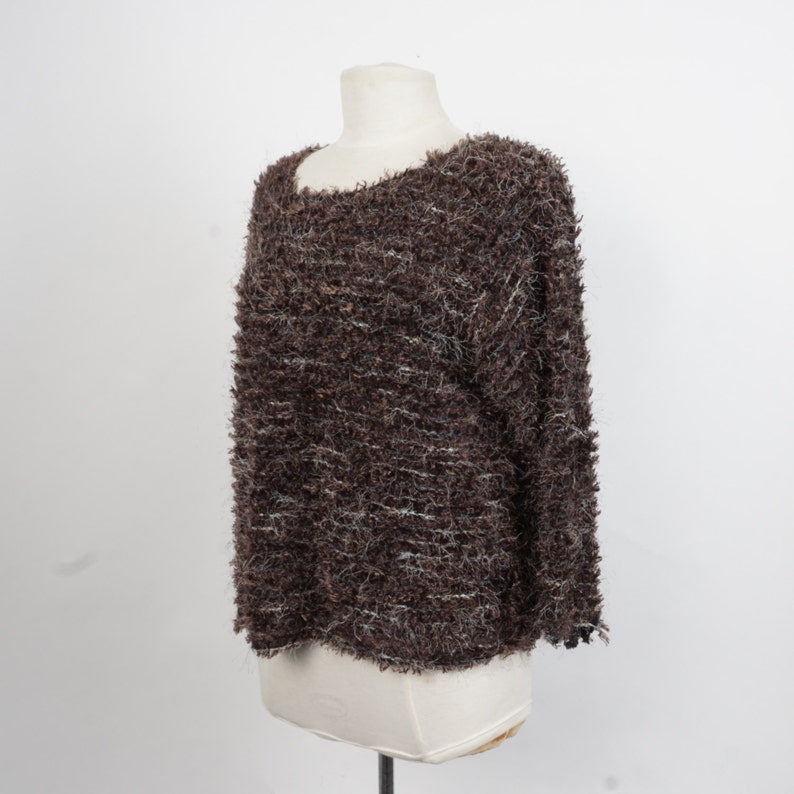 fuzzy brown cropped boxy sweater 90s vintage Karen Kane fluffy textured pullover medium large