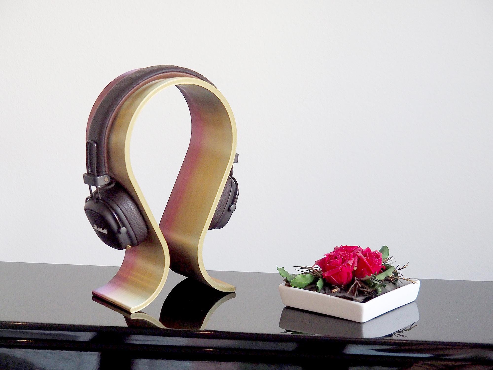 Gaming Headset Modern Headphone Stand 3D Printed Headphone Stand