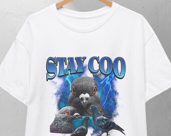 Stay Coo Sleeping Pigeon Tシャツ、伝書鳩プリント | ペット鳩 | 鳩好きへのギフト、Stay Coo Tシャツ、動物好きへのギフト、