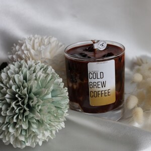 Candela al caffè freddo / Candela alla soia profumata al caffè freddo / Candela al latte realistico / Regalo per gli amanti del caffè / Decorazione a base di caffè fatta a mano / 200 gr 7,05 oz