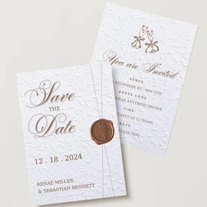 Wit reliëf witte Save the Date bronzen lakzegel huwelijksuitnodiging – direct te downloaden en volledig bewerkbaar!