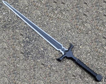 Spada replica di Manon Blackbeak forgiata a mano, ispirata a "Il Trono di Vetro", un oggetto di scena medievale con fodero in pelle.