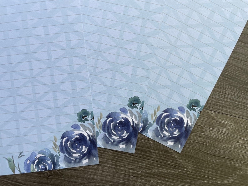 Letter writing sheets Navy Blooms image 3