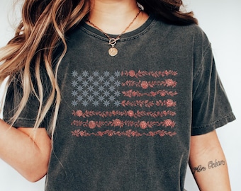 USA Flag Flower Shirt Daisy American Flag Shirt 4th of July Shirt Floral Flag Shirt Independence Day Shirt, American Flag Shirt