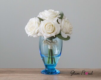 Real Touch Rose Flower Arrangement. Cream White Roses in Faux Water Clear Glass Vase. White Rose Centerpiece Bouquet. Wedding Centerpiece.