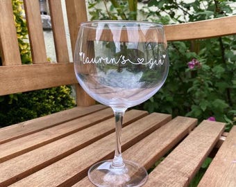 Personalised gin glass (NEW STYLE) gift wrap available