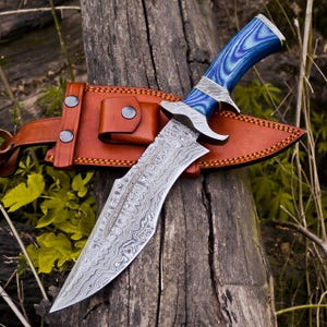 Handgefertigtes Damast Survival Bowiemesser, Harzgriff mit Lederscheide