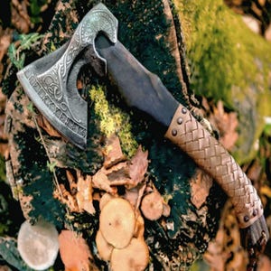Hand Forged Viking Axe – Carbon Steel Blade with Ash Wood Handle & Leather Sheath – Camping, Hunting, Gift for Him