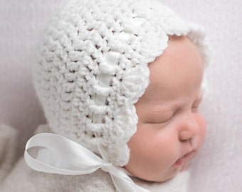 Crochet Baby Bonnet, Baby Girl Hat, Coming Home Outfit, Baby Gift, New Baby, Newborn Photo Prop,  Winter Crochet Bonnet Outfit Clothes