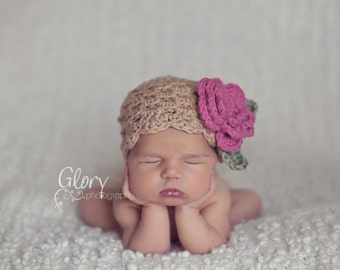 Baby Girl Hat Outfits, Cloche, Baby Girl Gifts, Flower Hat, Layette, Baby Clothes, Crochet Baby Hat, Baby Photo Props, Baby Shower Gifts