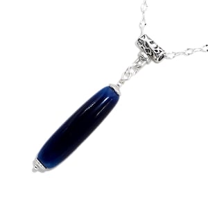 Blue Agate Column Pendant Necklace: Silver Plated Chain