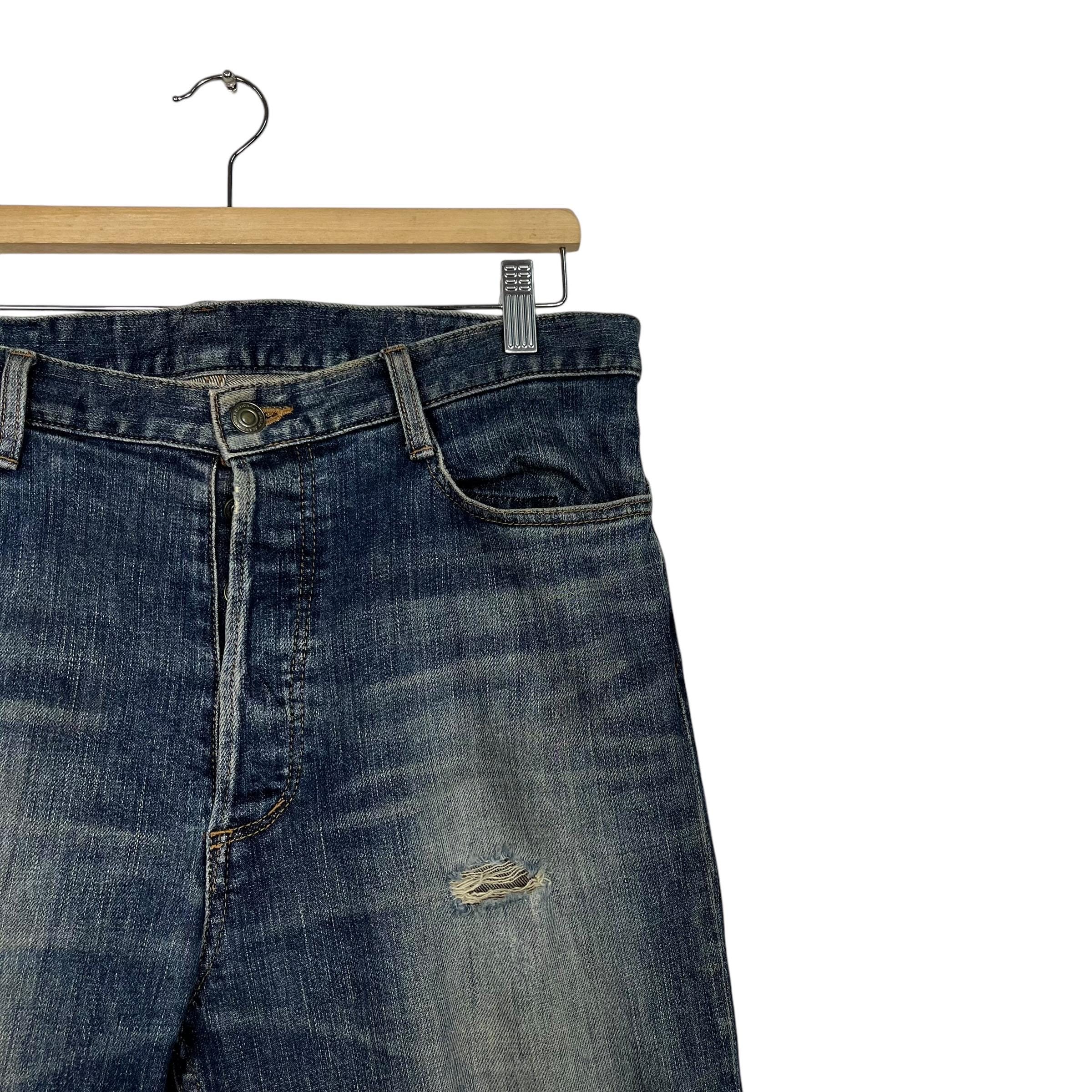 Vintage Shellac Distressed Denim Vintage Shellac Distressed Denim
