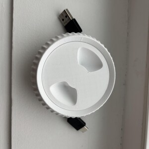充電器コードホルダー