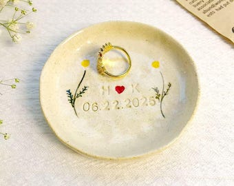 Custom Name date ring ceramic dish Personalized wedding jewelry ceramic dish Anniversary ring Tray,Engagement Ring Dish,Gift for Her