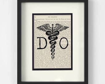 DO over Vintage Medical Book Page Art Print - Doctor of Osteopathy, Osteopathic Doctor Gift, Osteopathy, Doctor of Osteopathic Medicine