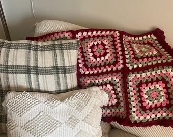 The Strawberry Granny Square Blanket Crochet Pattern — PDF Download | Beginner Friendly, Girly, Throw Blanket Pattern
