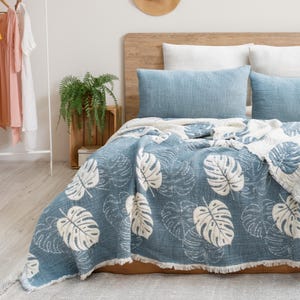 Blue Organic Turkish Cotton Muslin Blanket: King/Queen Size Bedspread