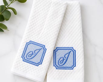 Monogram Kitchen Towels, Personalized Embroidered Towels, Custom Dish Towels, Housewarming Gift, Wedding Gift, Farmhouse Decor