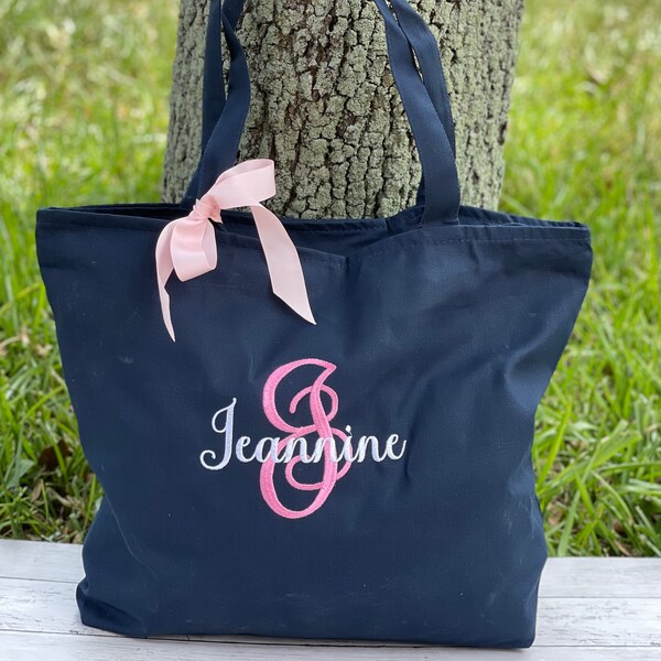 BRIDESMAID TOTE BAG - Bridesmaid Gift, Personalized Tote, Bridesmaid Tote, Custom Tote Bag, Monogram Tote, Wedding Welcome Bag, Zippered Bag