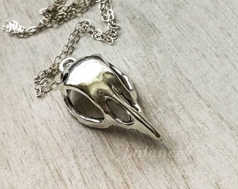 Bird Skull Necklace, Minimal crow skull pendant necklace, Jewelry Gift