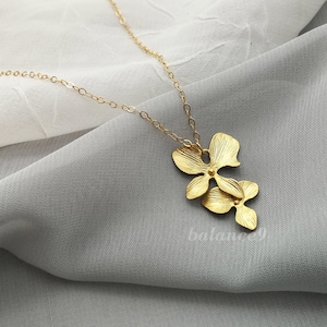 Flower Necklace, Orchid dainty two flowers pendant necklace, Jewelry gift for her,