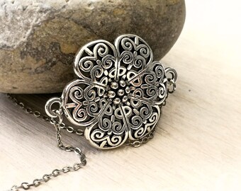 Filigree Flower Necklace, Mandala flower pendant necklace, Women jewelry gift